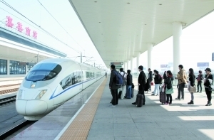 搶奪快遞物流市場增收，量價提升利好鐵路運輸股